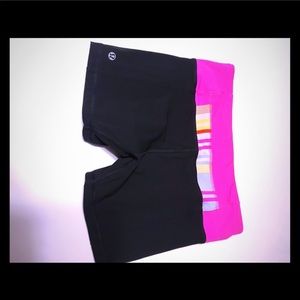 Lululemon shorts S67